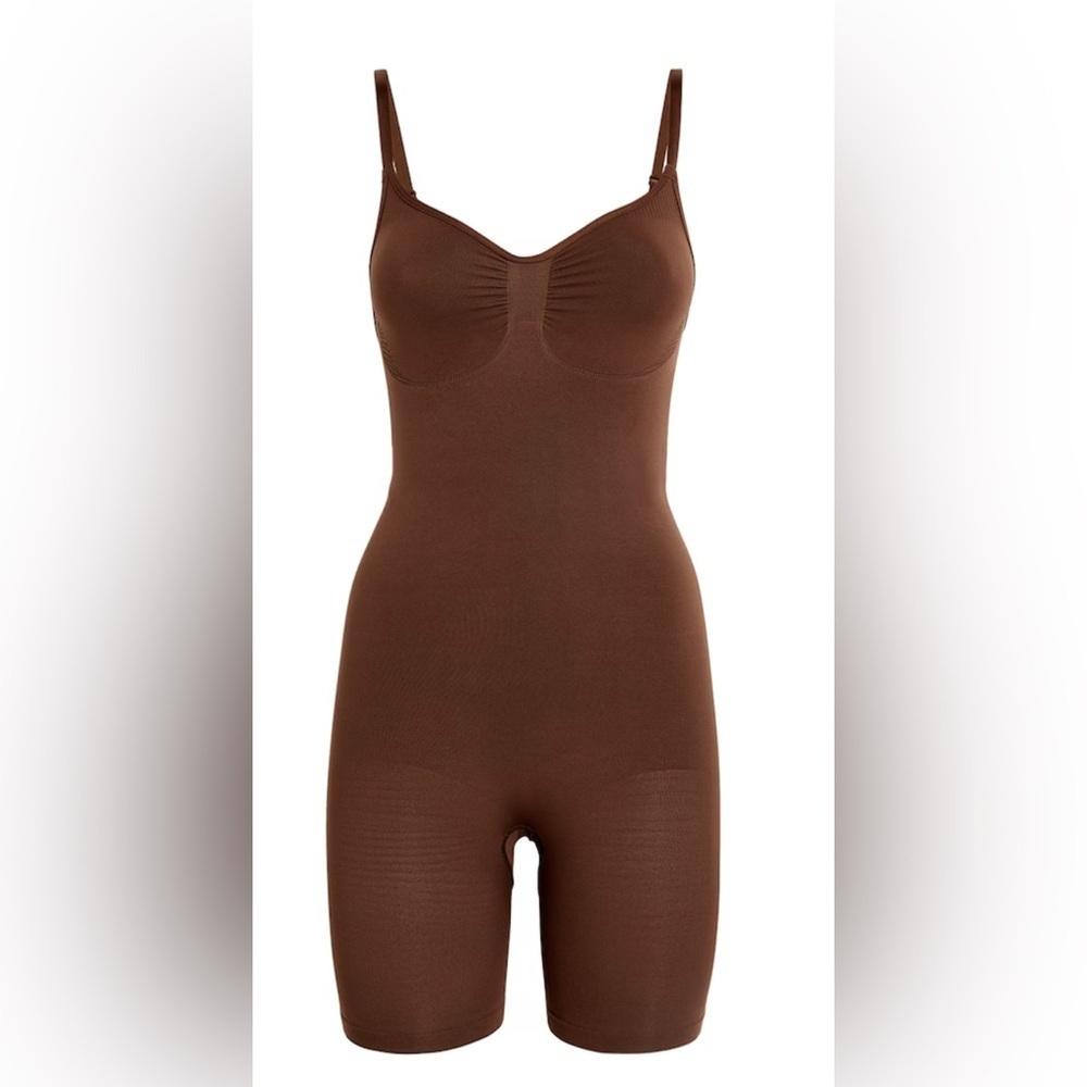NWT Skims Size S Seamless Sculpt Mid-Thigh Bodysuit Cocoa